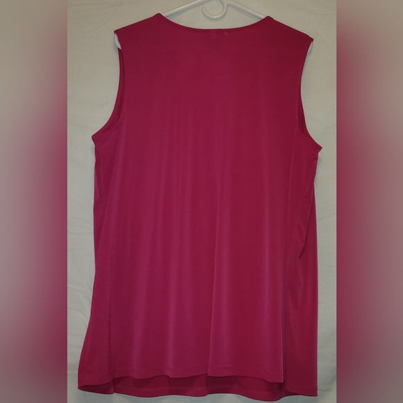 Catherine's sleeveless blouse - Picture 3 of 6